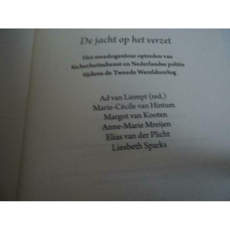 De jacht op het verzet / het meedogenloze optreden van Siche