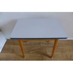 Vintage, kinder tafel met stoeltje, Eromes, retro