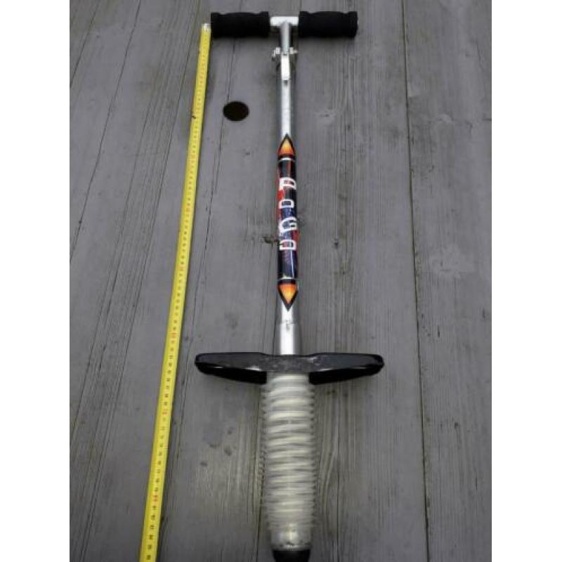 Pogostickspring/kinderspringstuck.