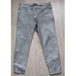 H&M zilverkleurige jeans met ritsen maat 44