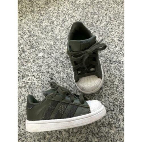 Sneakers Adidas, Nike, Levi’s maat 19,5, 21,22,25
