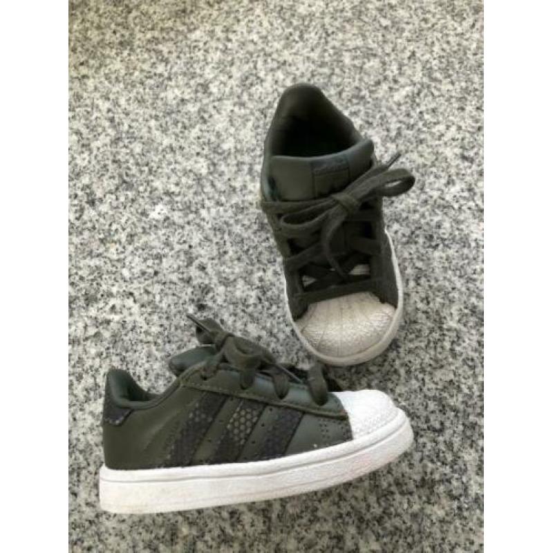 Sneakers Adidas, Nike, Levi’s maat 19,5, 21,22,25