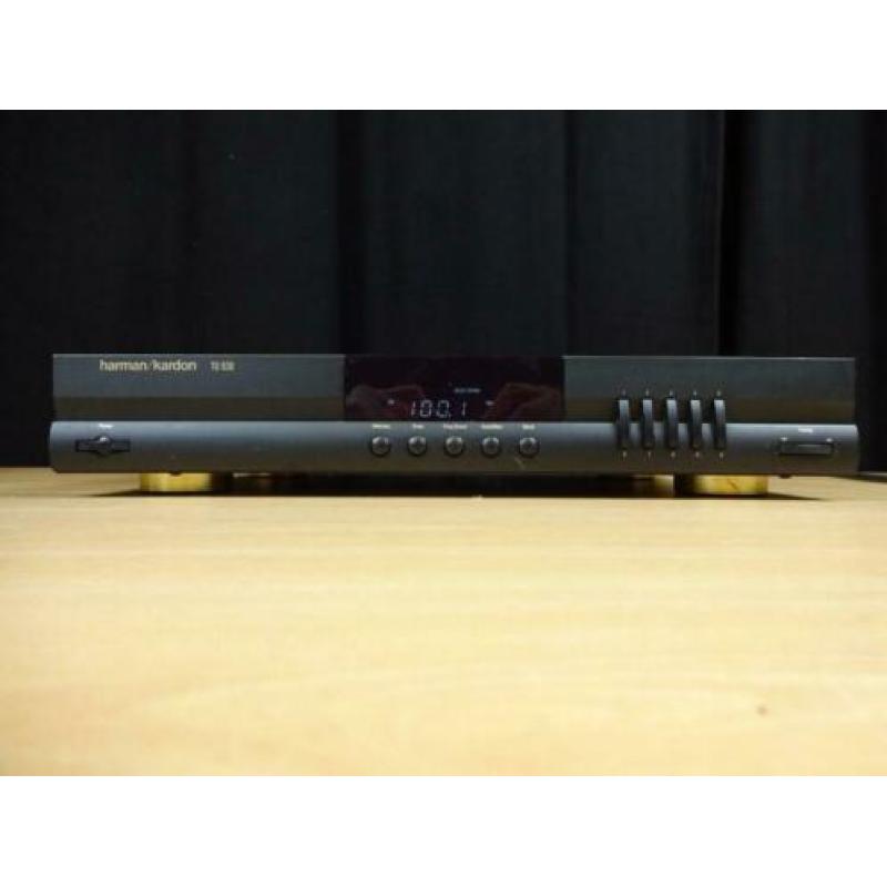 Harman Kardon TU930 tuner