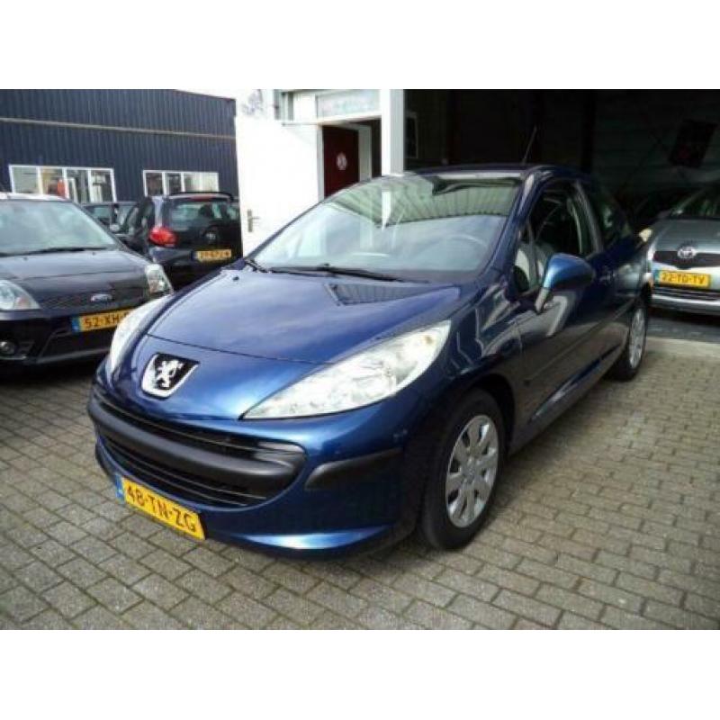 Peugeot 207 1.4-16V X-line