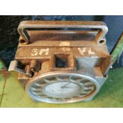 Duivenklok, metalen industriële klok, België