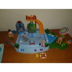 Playmobil zwembad met veel accessoires