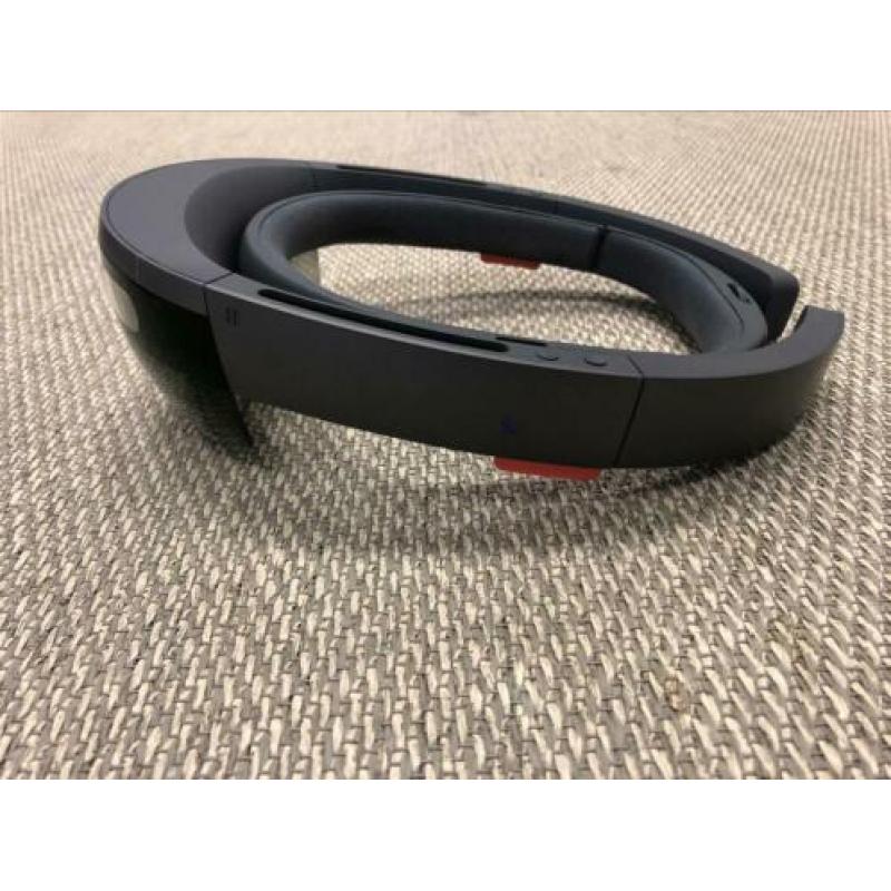 Microsoft HoloLens (developer edition)