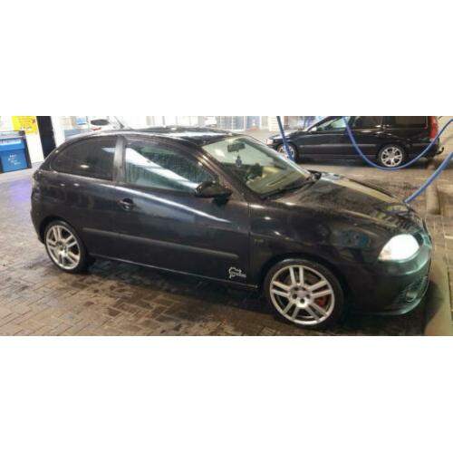 Seat Ibiza 1.9 FR TDI 2006 Zwart 200PK