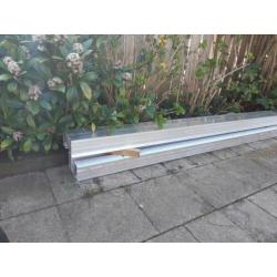 Aluminium plafond/draag balken 2 stuks