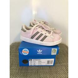 Adidas superstar roze maat 27