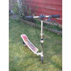 Nette Space Scooter, geen roest, weinig gebruikt