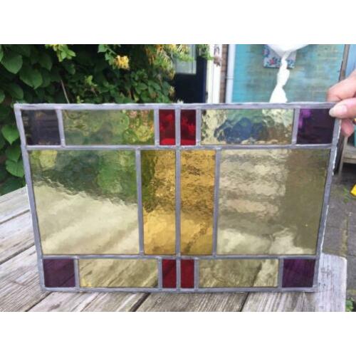 Prachtige raamdecoratie een mooi antiek glas in lood raam (S