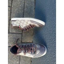 Gucci sneakers maat 35.5 in goede staat.