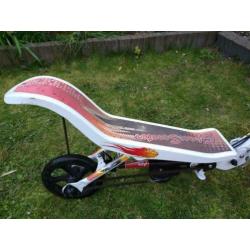 Nette Space Scooter, geen roest, weinig gebruikt