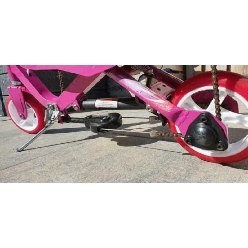 Space scooter in zeer goede staat!!