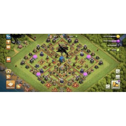 Clash of clans account th12 met 8000+ gems
