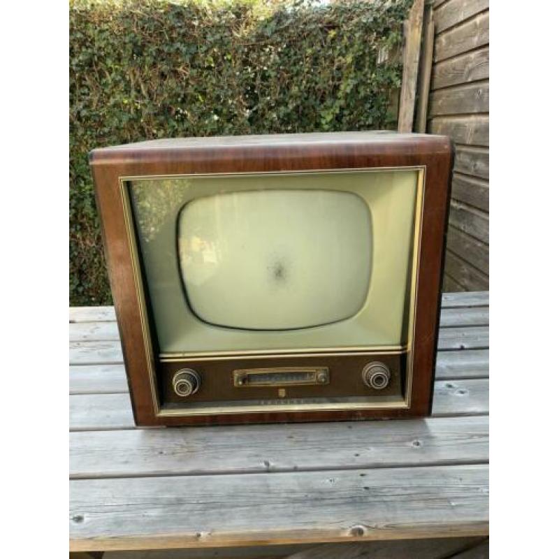 Oude Phillips buizen tv