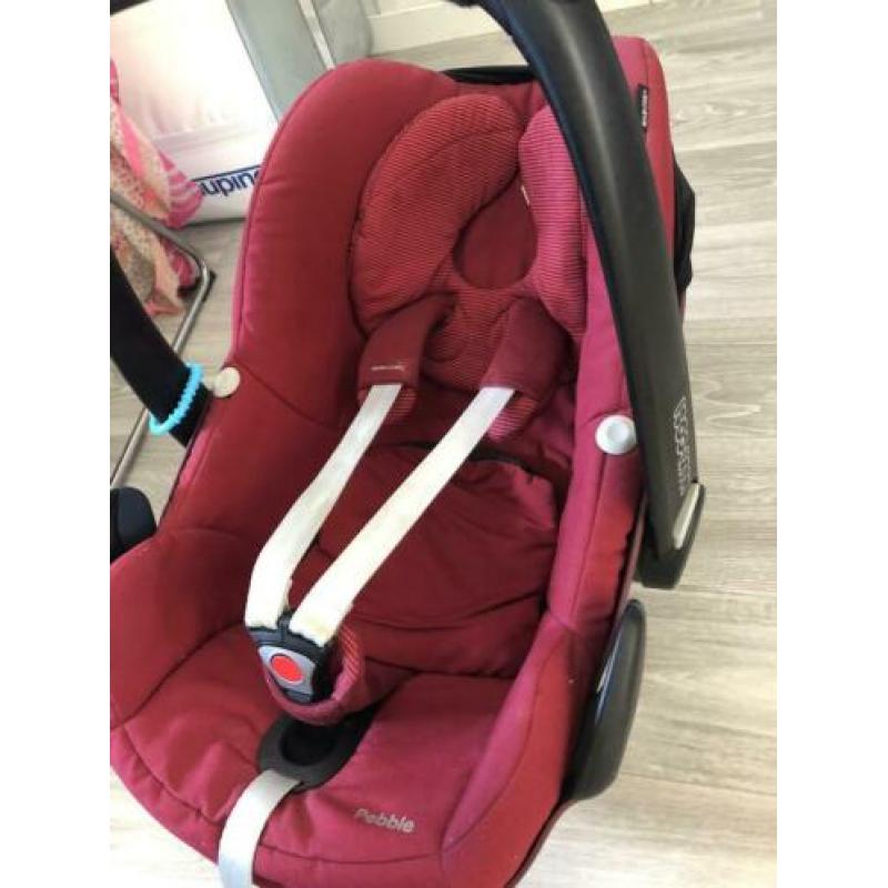 FamilyFix isofix met maxi-cosi pebble autostoel groep 0