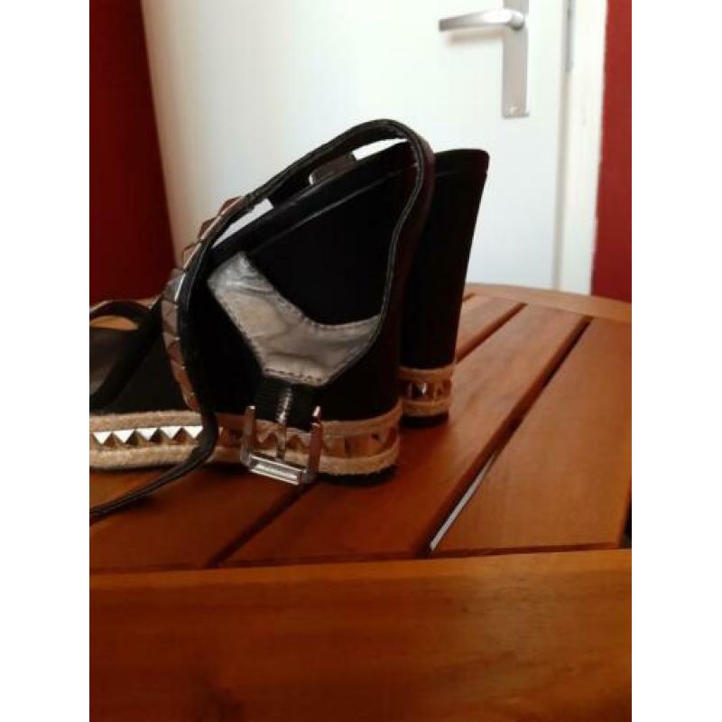Sleehakken met studs mt 39