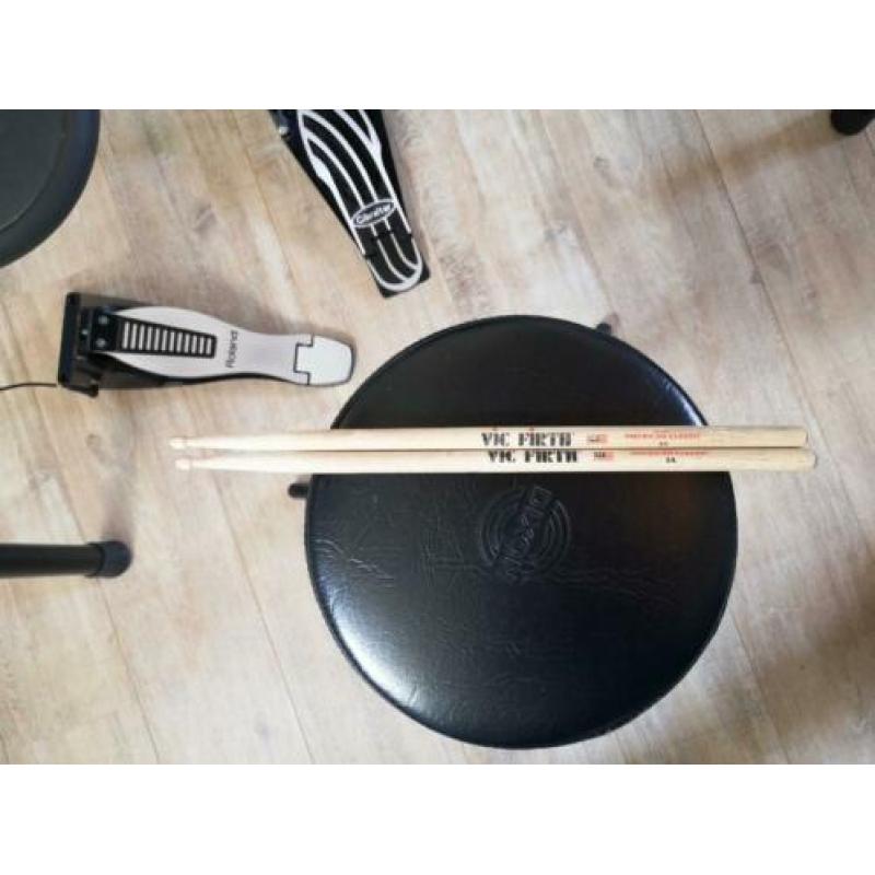 Roland TD-4 electronisch drumstel met percussie module