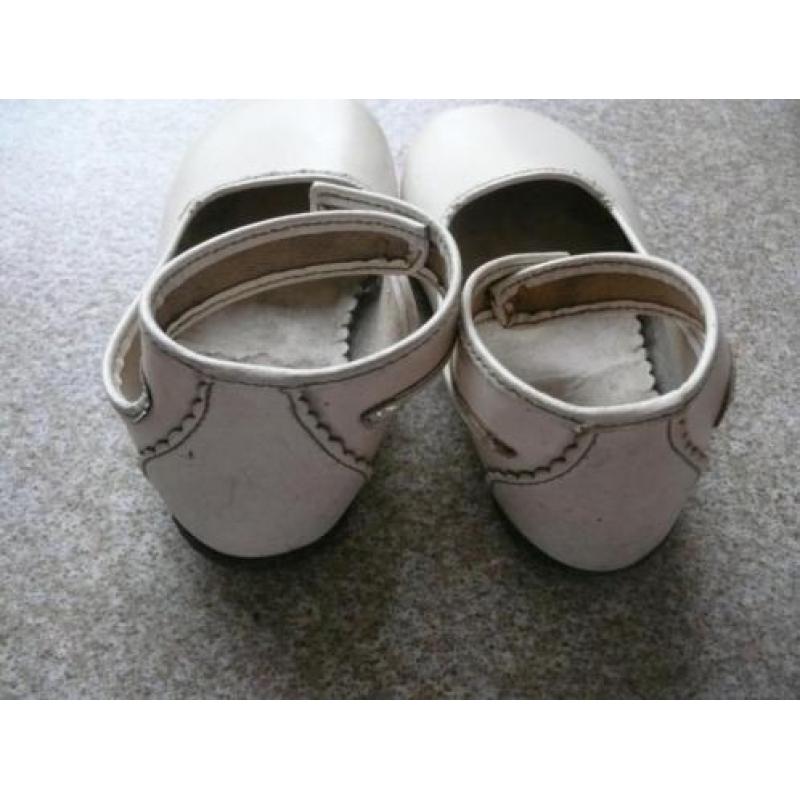 Tembred kinder schoenen maat 18 of 19 vinyl met leren solen