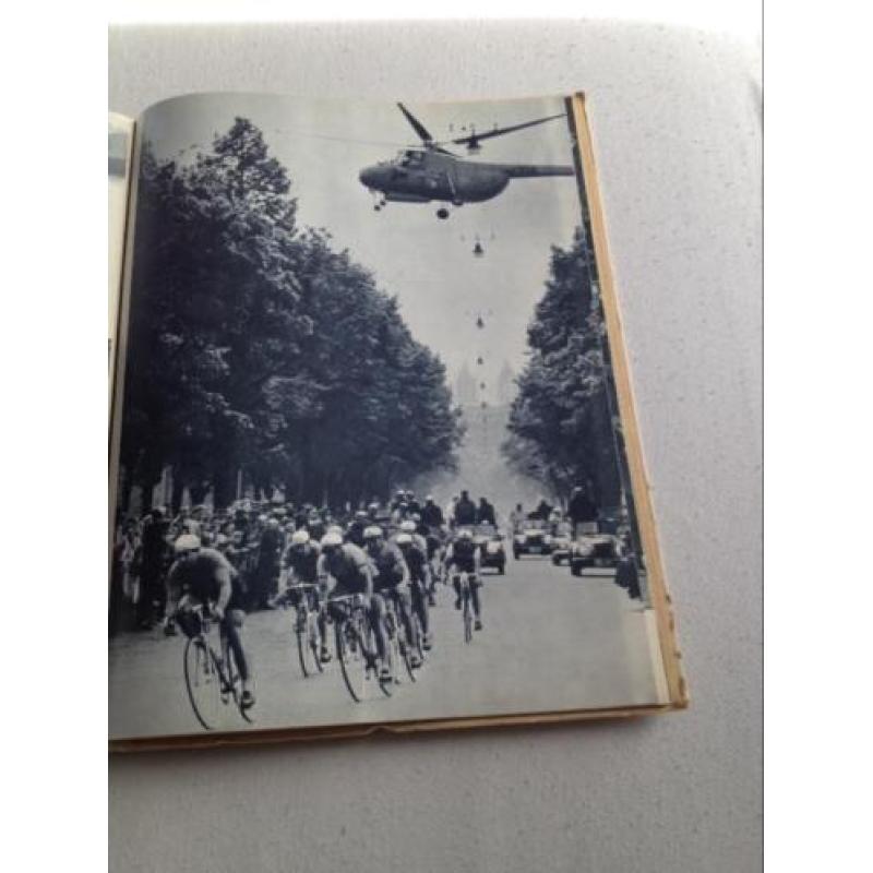 Interpress-foto 1960 Deutsche ausgabe