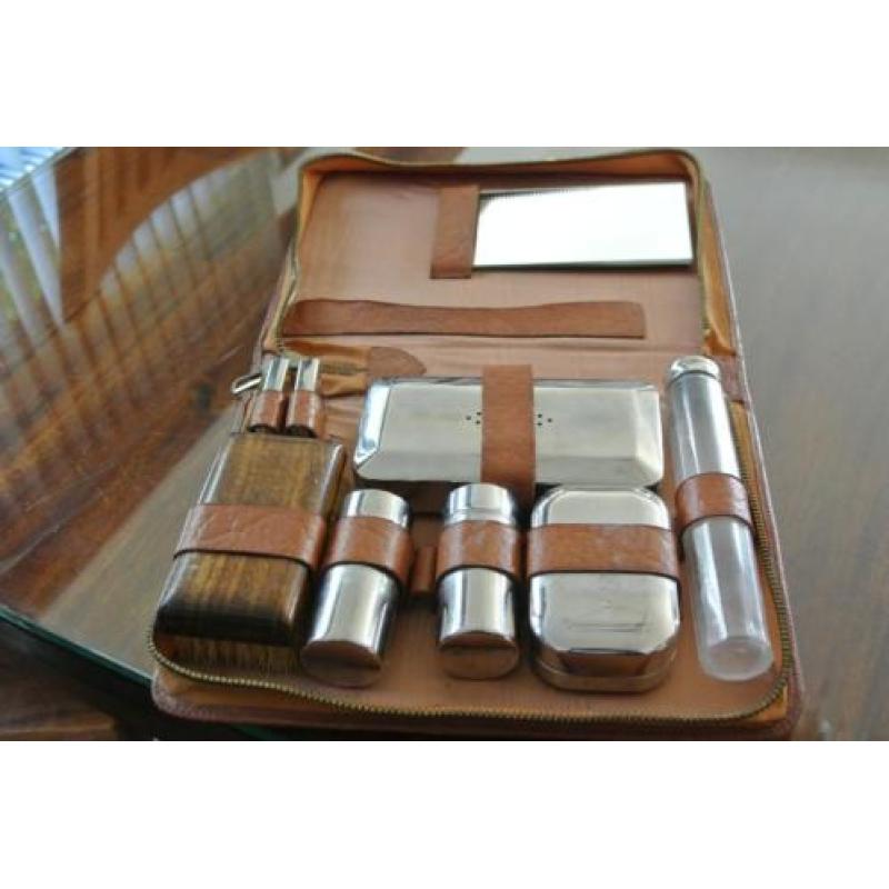 Antieke Leren Etui met Reisset
