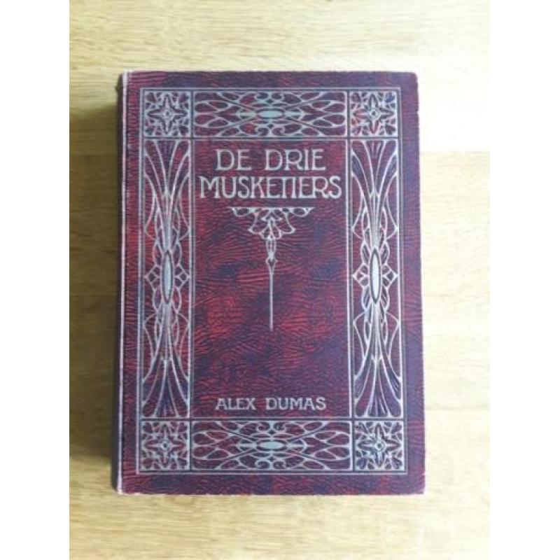 De drie musketiers 1e druk 1917 door Alexandre Dumas