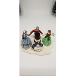 Luville Dance arround snowman
