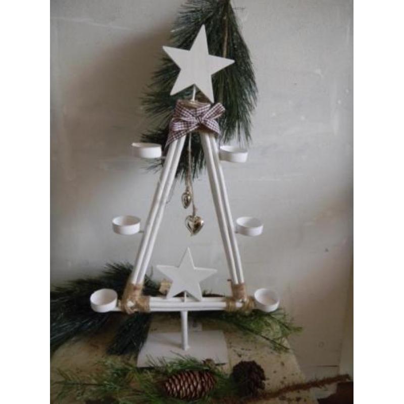 witte kerstboom met 6 waxinelichthouders 2 hartjes