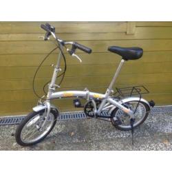 Twee Scamper B2R vouwfietsen