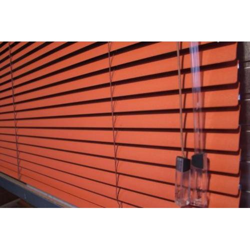 Luxaflex Lightline 25 mm oranje / terra 99 x 117 cm (rechts)