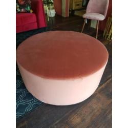 Velours poef, rond model, poeder roze