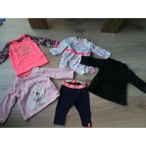 Leuk paket kleertjes maat 50