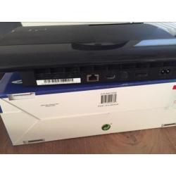 Te ps3 500gb 2 controllers met games