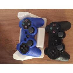 Te ps3 500gb 2 controllers met games