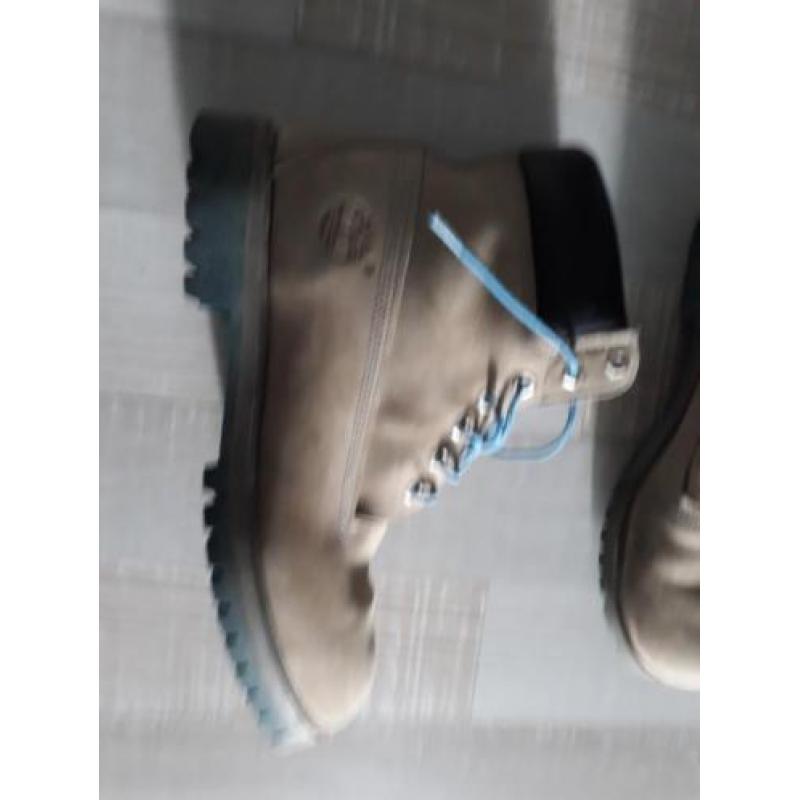 Te koop aangeboden stevige wandelschoenen maat 44